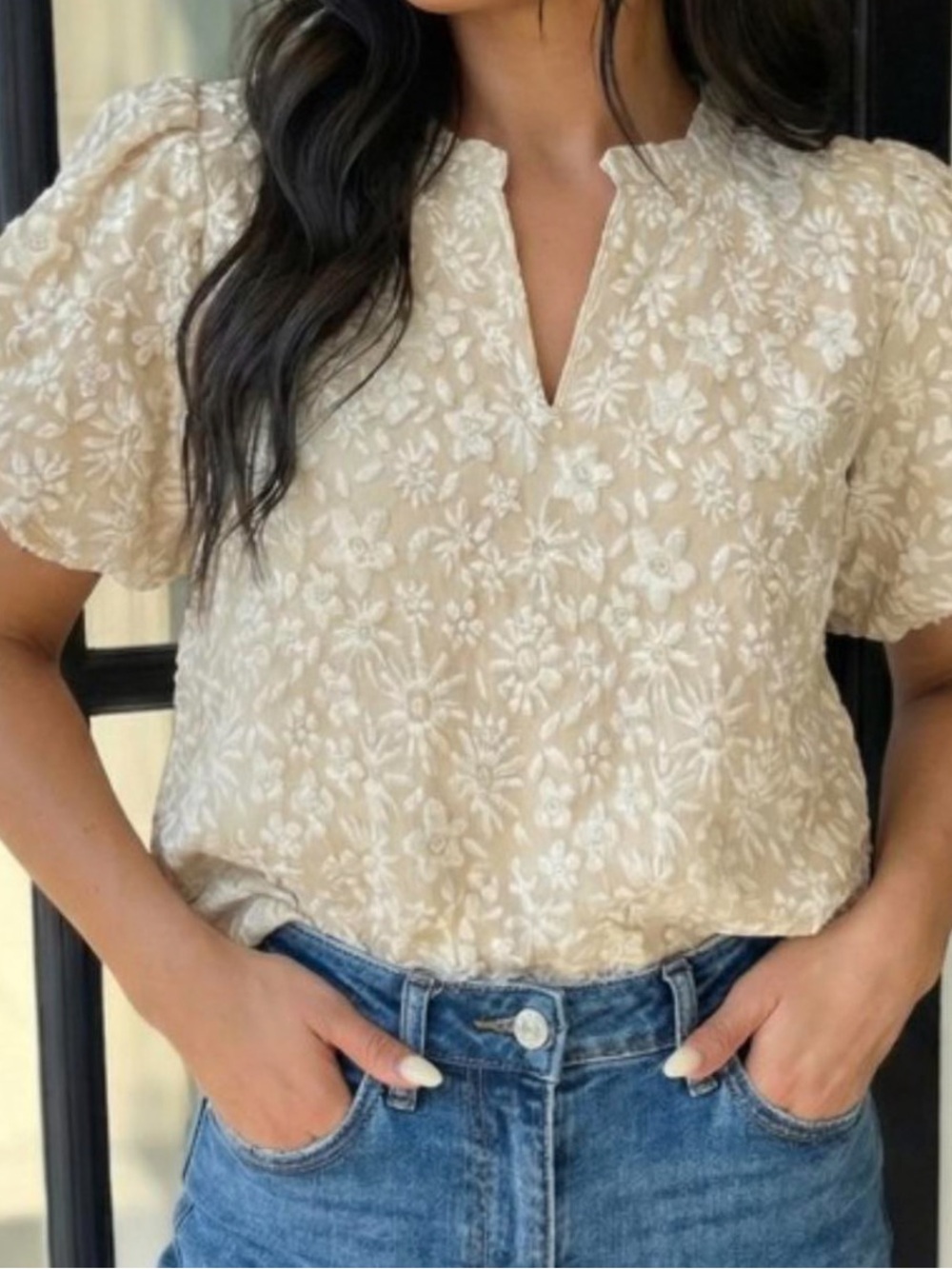 Women’s boutique Bibi Textured Floral Embroidered Short-Sleeve Top - Cream